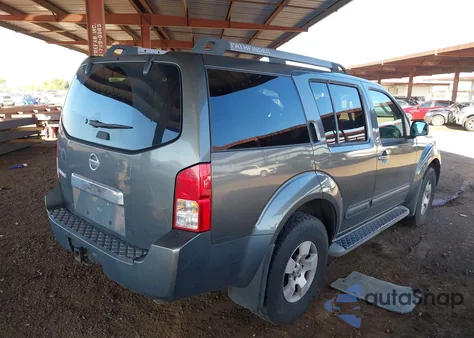 2005 Nissan Pathfinder Xe from USA, damaged, VIN 5N1AR18W05C773061